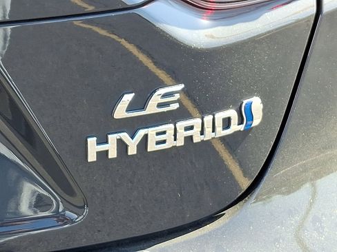 Used 2024 Toyota Corolla LE image 31