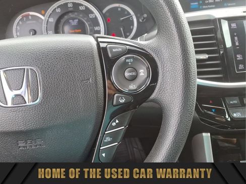 Used 2017 Honda Accord EX image 22