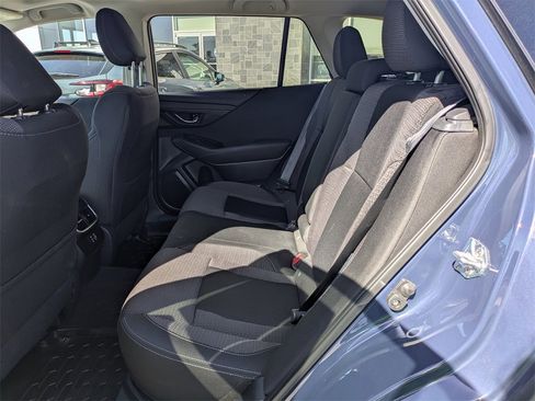 Used 2025 Subaru Outback Premium image 15