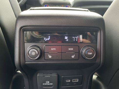 Certified 2023 GMC Acadia SLT w/ Elevation Edition image 20