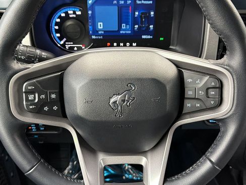 Used 2024 Ford Bronco Outer Banks image 24