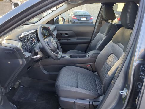 New 2026 Nissan Kicks SV w/ SV Premium Package image 14