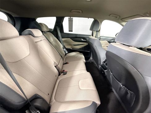Used 2019 Hyundai Santa Fe SEL FWD image 43
