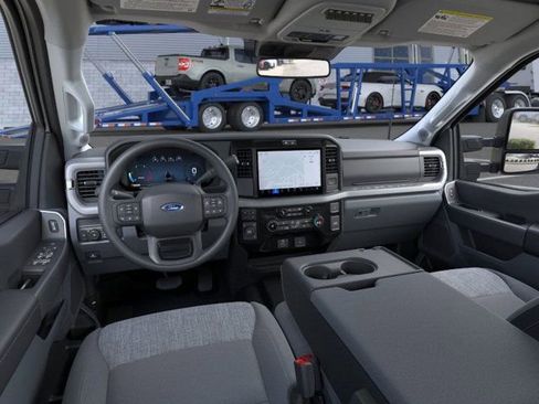 New 2026 Ford F350 XLT w/ XLT Premium Package AWD/4WD image 9