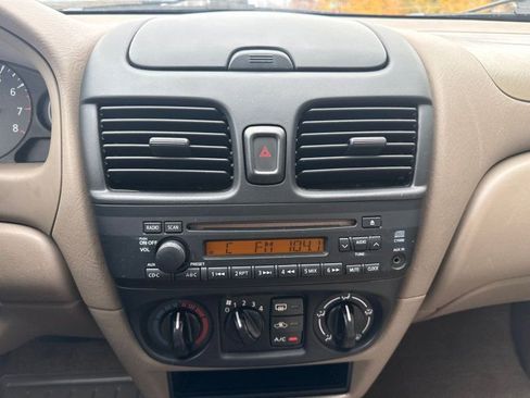 Used 2006 Nissan Sentra 1.8 S image 25