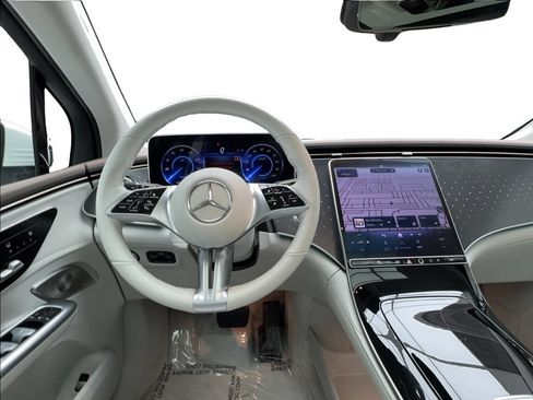 Used 2023 Mercedes-Benz EQE 350+ SUV image 32