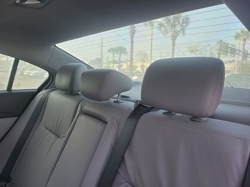 Used 2015 Honda Civic EX-L image 12