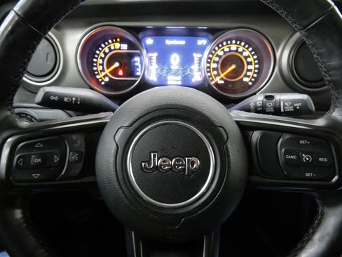 Used 2020 Jeep Wrangler Unlimited Sport S image 16