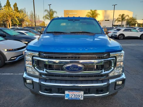 Used 2021 Ford F350 XLT AWD/4WD image 3