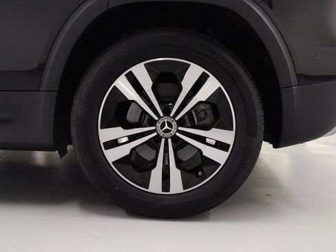 Certified 2025 Mercedes-Benz GLB 250 4MATIC image 10