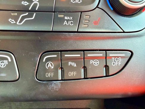 Used 2019 Ford Escape Titanium AWD/4WD image 43