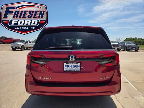 Used 2025 Honda Odyssey Sport-L image 6