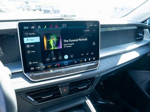 New 2026 Volkswagen Tiguan SE image 19