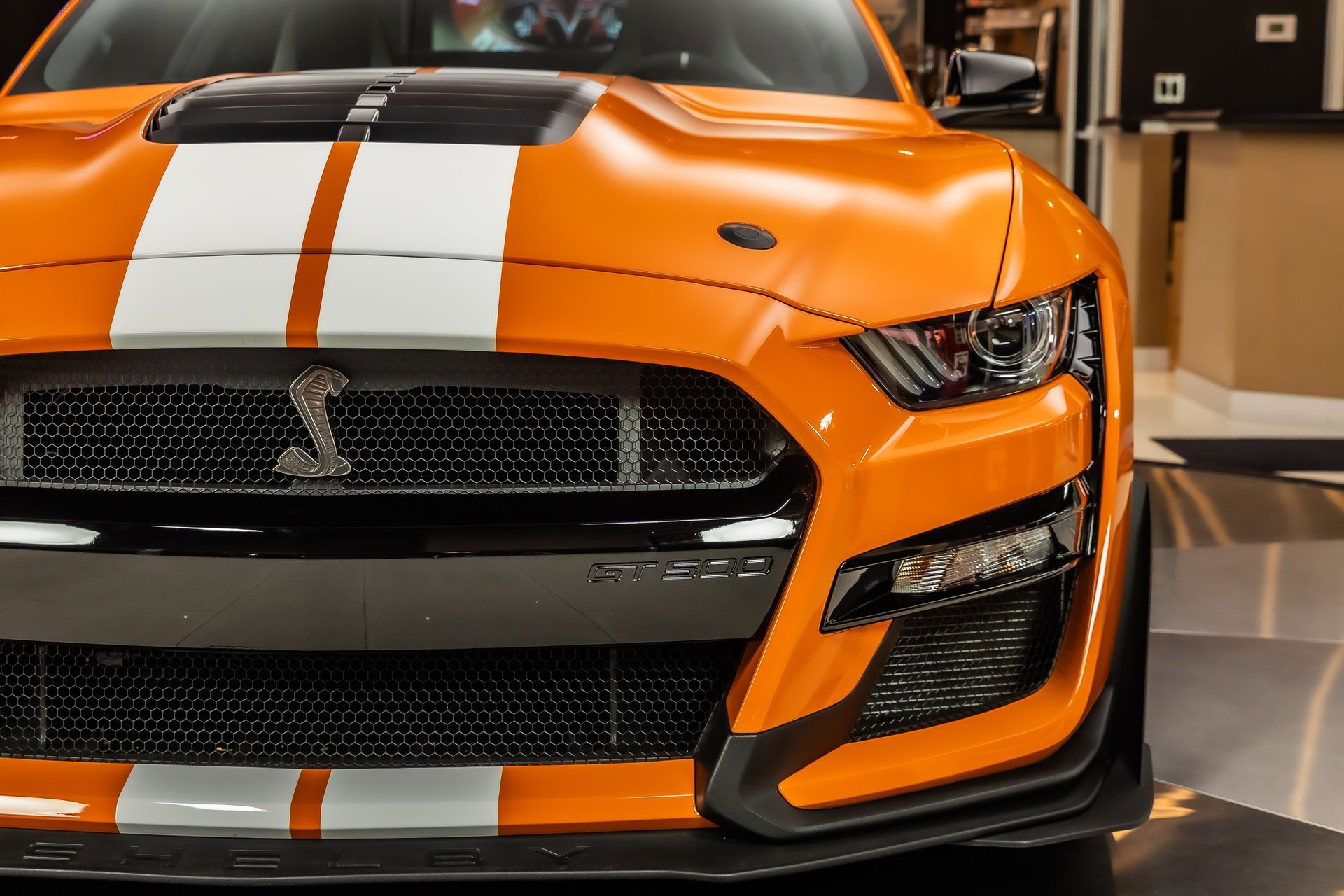 Used 2020 Ford Mustang Shelby GT500 w/ Carbon Fiber Track Pack RWD image 28