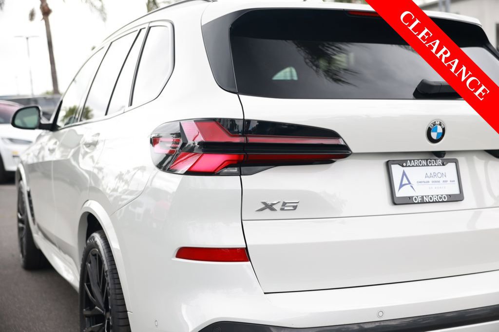 Used 2024 BMW X5 sDrive40i w/ M Sport Package RWD image 16