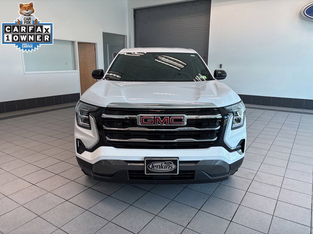 Used 2026 GMC Terrain Elevation AWD/4WD image 2