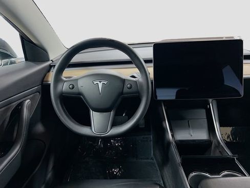 Used 2020 Tesla Model 3 Long Range image 23