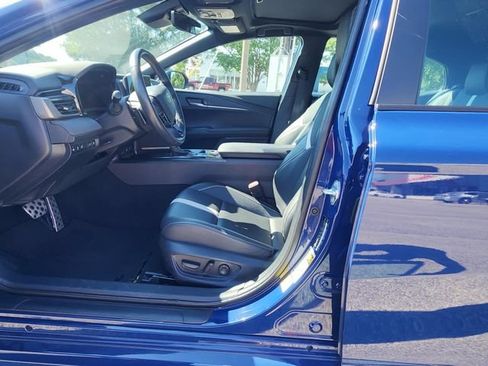 Certified 2025 Toyota Camry SE w/ Convenience Package FWD image 8