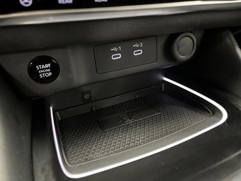 Used 2025 Nissan Rogue Platinum w/ Tech Package image 24