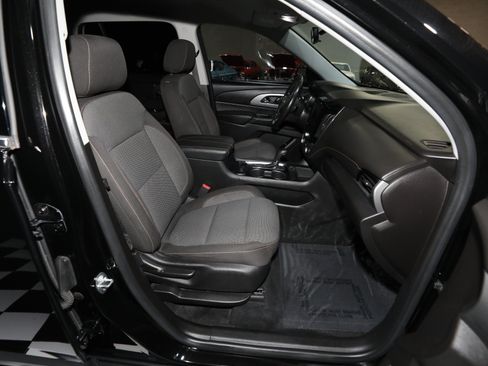 Used 2018 Chevrolet Traverse LT AWD/4WD image 35
