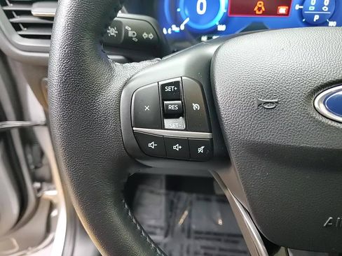 Used 2020 Ford Escape SE Sport image 14