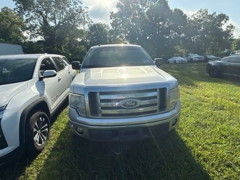 Used 2011 Ford F150 XLT w/ XLT Convenience Pkg RWD image 2