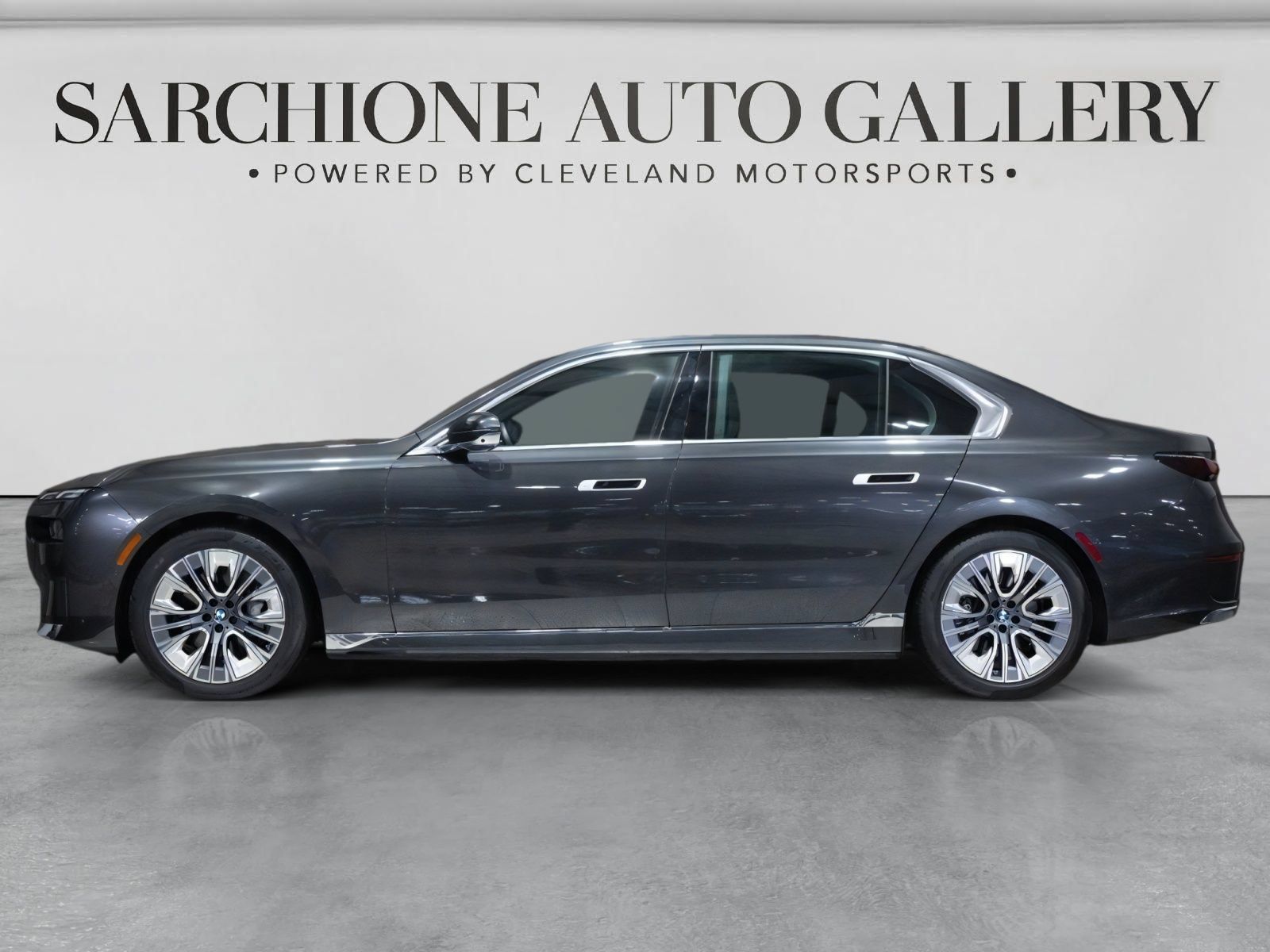 Used 2025 BMW i7 xDrive60 AWD/4WD image 19