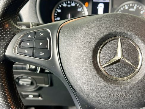 Used 2023 Mercedes-Benz Metris image 18