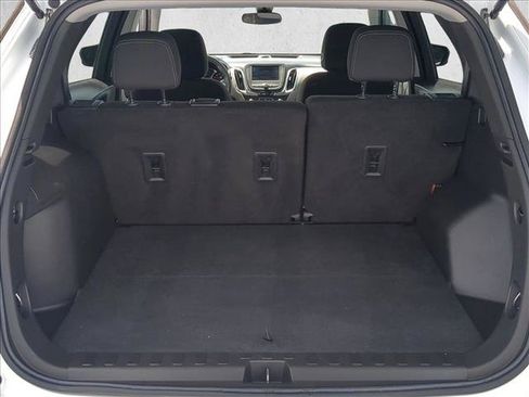 Used 2022 Chevrolet Equinox LS w/ LS Convenience Package FWD image 6