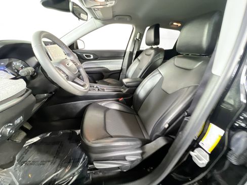 Used 2022 Jeep Compass Latitude AWD/4WD image 19