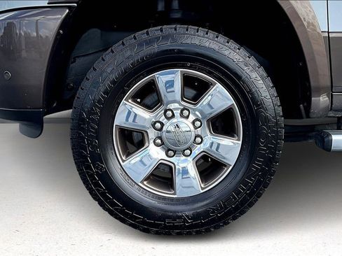 Used 2018 RAM 2500 Longhorn w/ Longhorn Southfork Package AWD/4WD image 40