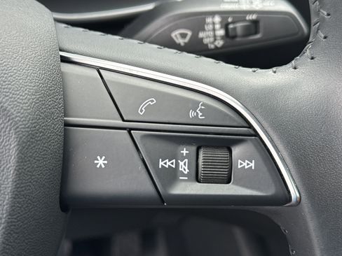 Used 2020 Audi Q3 2.0T Prestige image 32