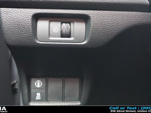 Used 2024 Honda Civic EX-L image 21