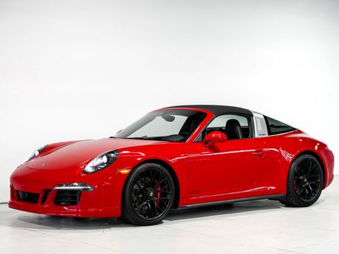 Used 2016 Porsche 911 Targa 4 GTS image 6