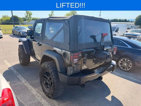 Used 2016 Jeep Wrangler Sport AWD/4WD image 4