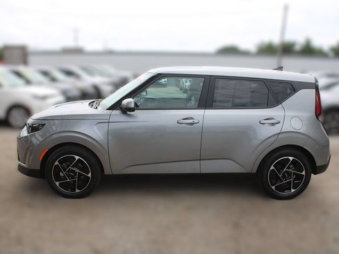 Certified 2024 Kia Soul EX FWD image 13