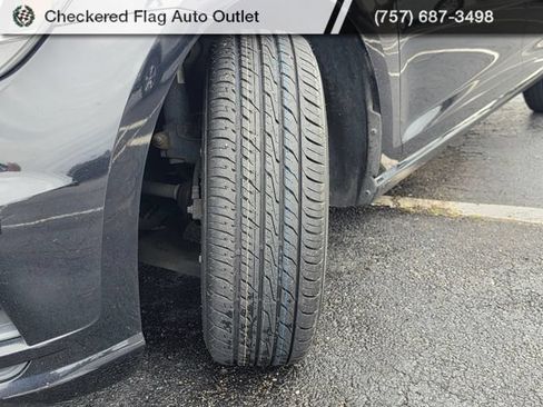 Used 2019 Volkswagen Golf S FWD image 10