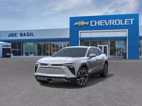 New 2025 Chevrolet Blazer EV LT AWD/4WD image 8