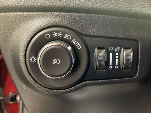 Used 2021 Jeep Compass Latitude AWD/4WD image 24