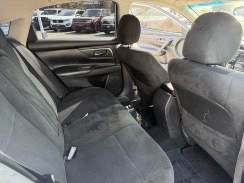 Used 2015 Nissan Altima 2.5 S w/ Sport Value Package FWD image 13