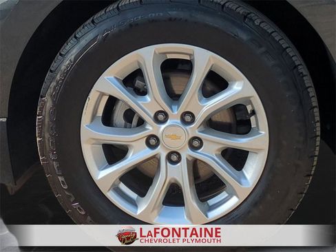 Used 2019 Chevrolet Equinox LS image 31