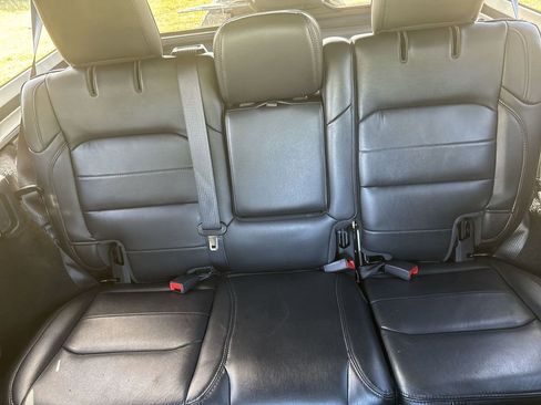 Certified 2021 Jeep Wrangler Unlimited Sahara image 25