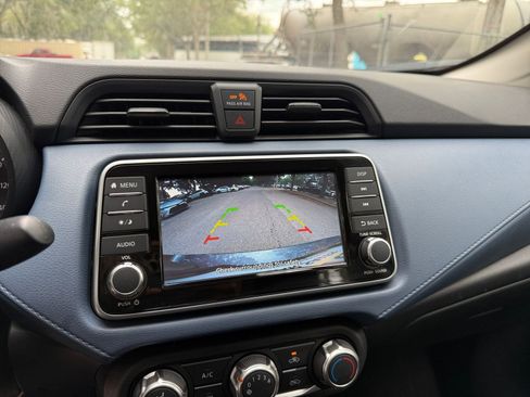 Used 2025 Nissan Versa SV FWD image 18