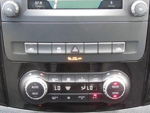 Used 2023 Mercedes-Benz Metris Passenger image 30