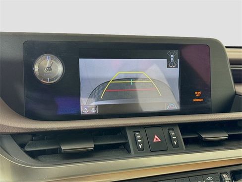 Used 2019 Lexus ES 350 image 23