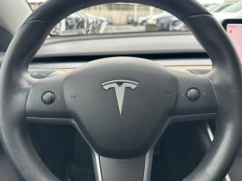 Used 2019 Tesla Model 3 Standard Range Plus image 26