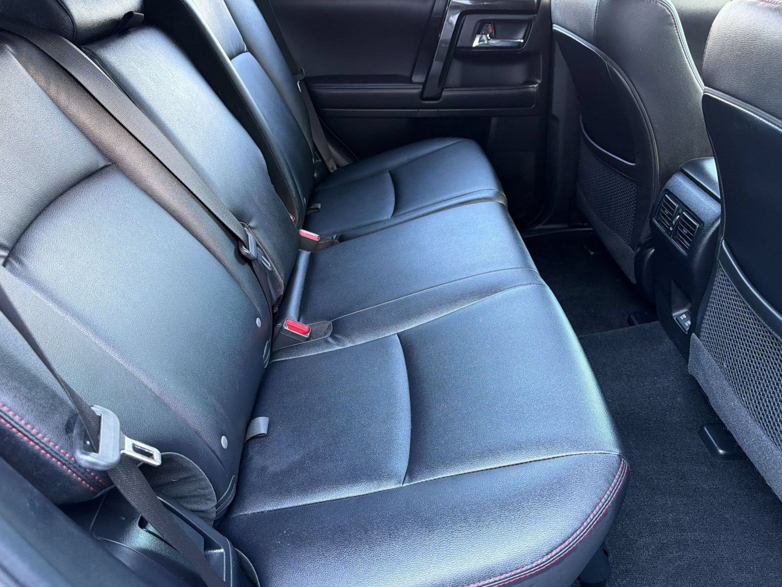 Used 2021 Toyota 4Runner TRD Off-Road Premium w/ Moonroof Package AWD/4WD image 31