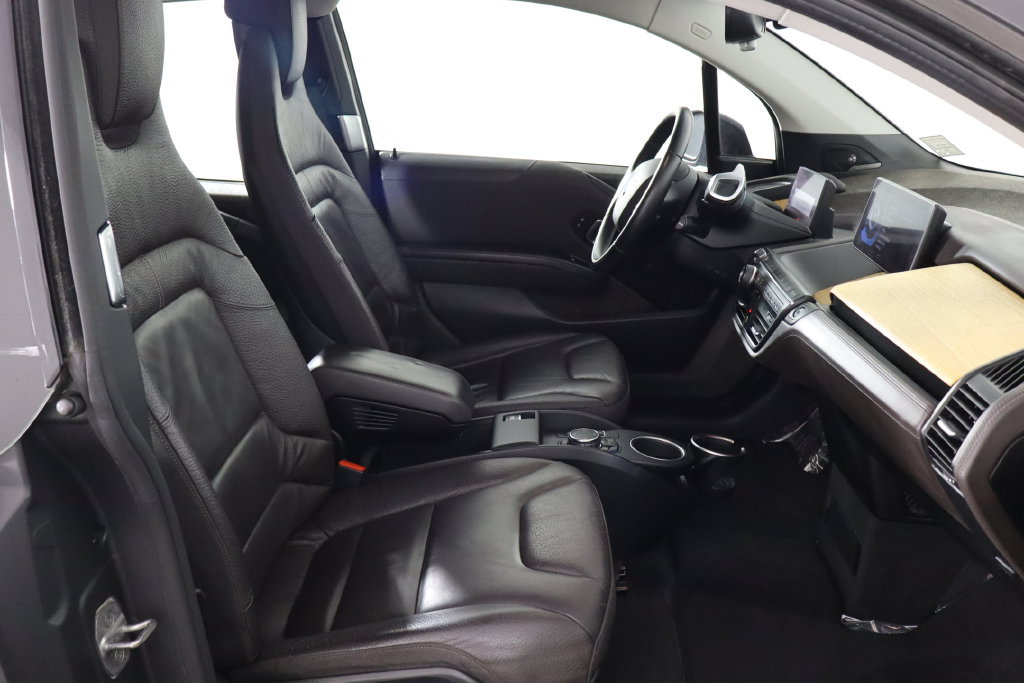 Used 2015 BMW i3 w/ Range Extender RWD image 13