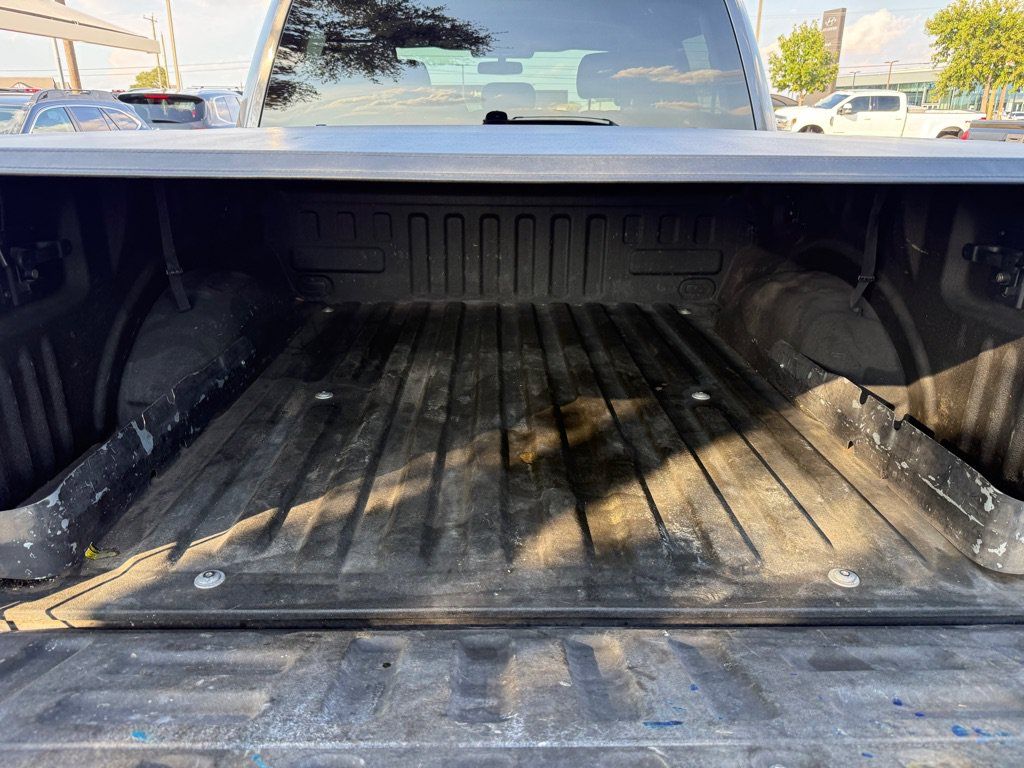 Used 2015 Ford F150 XLT w/ Equipment Group 301A Mid AWD/4WD image 10