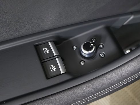 Used 2022 Audi S5 Premium Plus w/ Premium Plus image 36